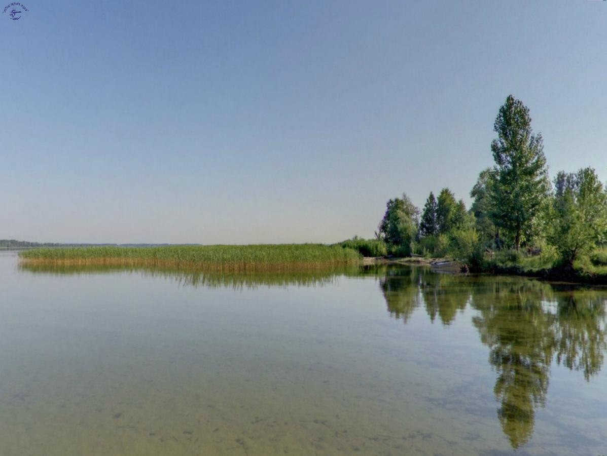 Hotel-Complex Mizh Triokh Ozer Svityaz' Bagian luar foto