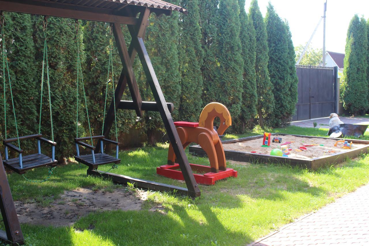 Hotel-Complex Mizh Triokh Ozer Svityaz' Bagian luar foto