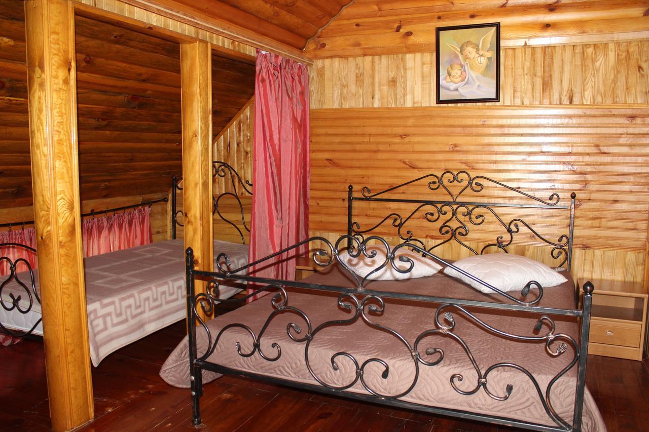 Hotel-Complex Mizh Triokh Ozer Svityaz' Bagian luar foto